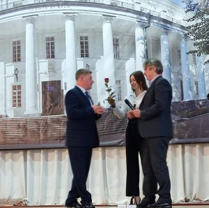 IMG-f9ba9bcf394ee5ac0c2c77a72f4320e0-V